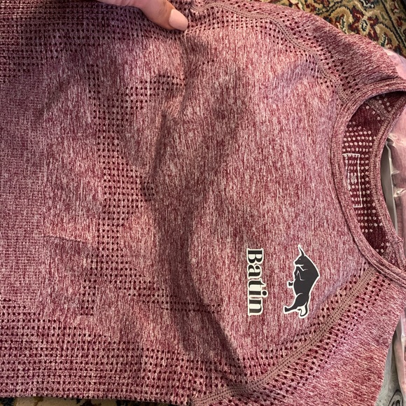 Sets - Picture 2 of 7